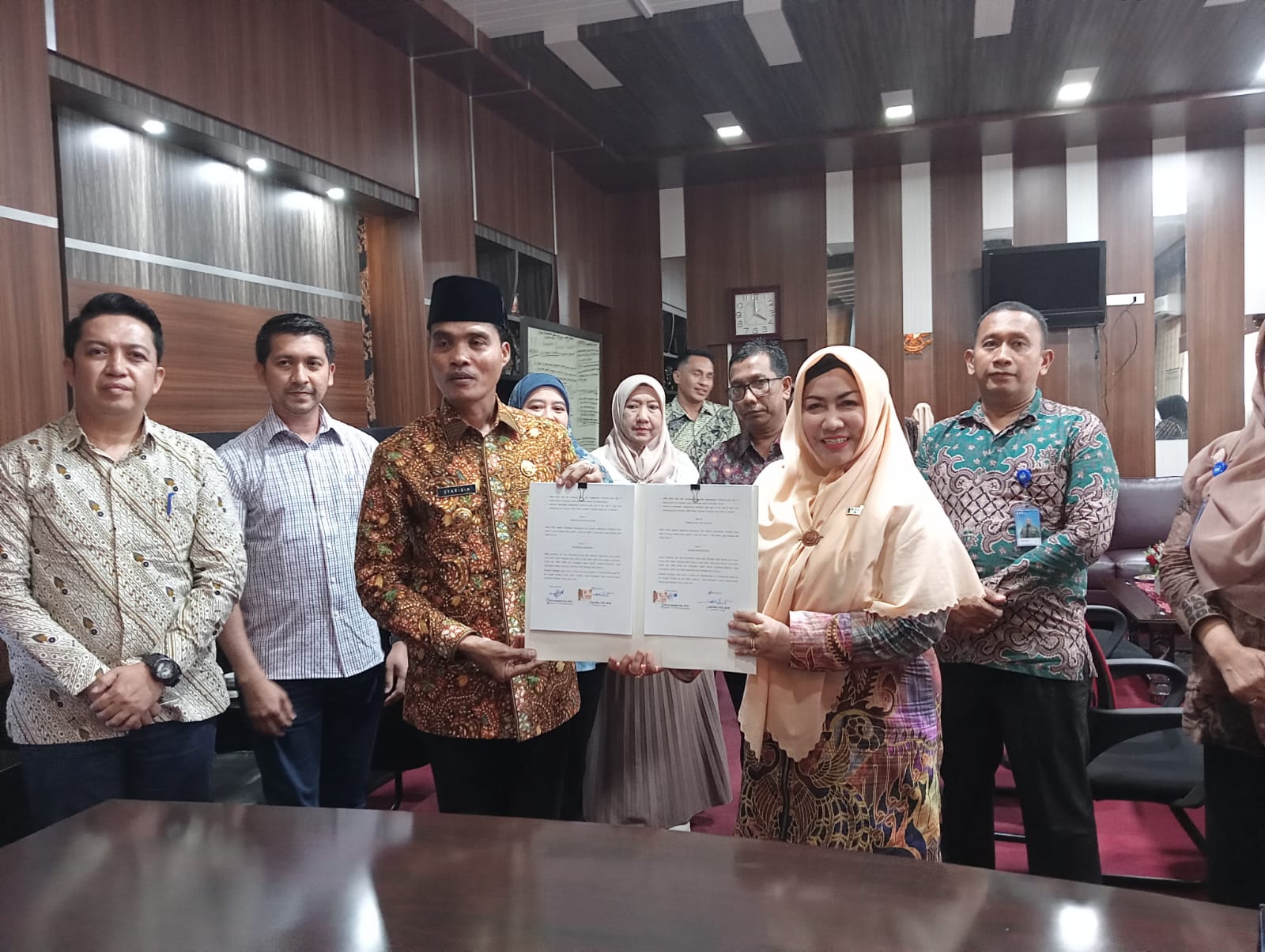 Pemerintah Kota Langsa dan Lembaga Penyiaran Publik Radio Republik Indonesia (RRI ) Lhokseumawe Tanda Tangani Kerjasama Kesepakatan Bersama
